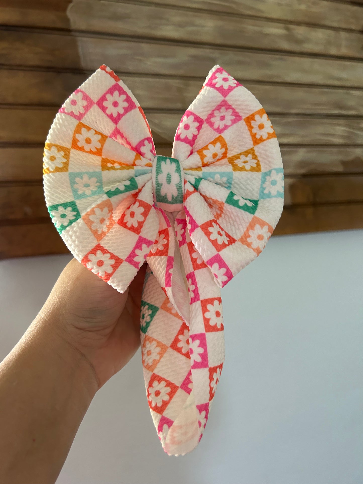 CHECKERED FLOWERS - BOW