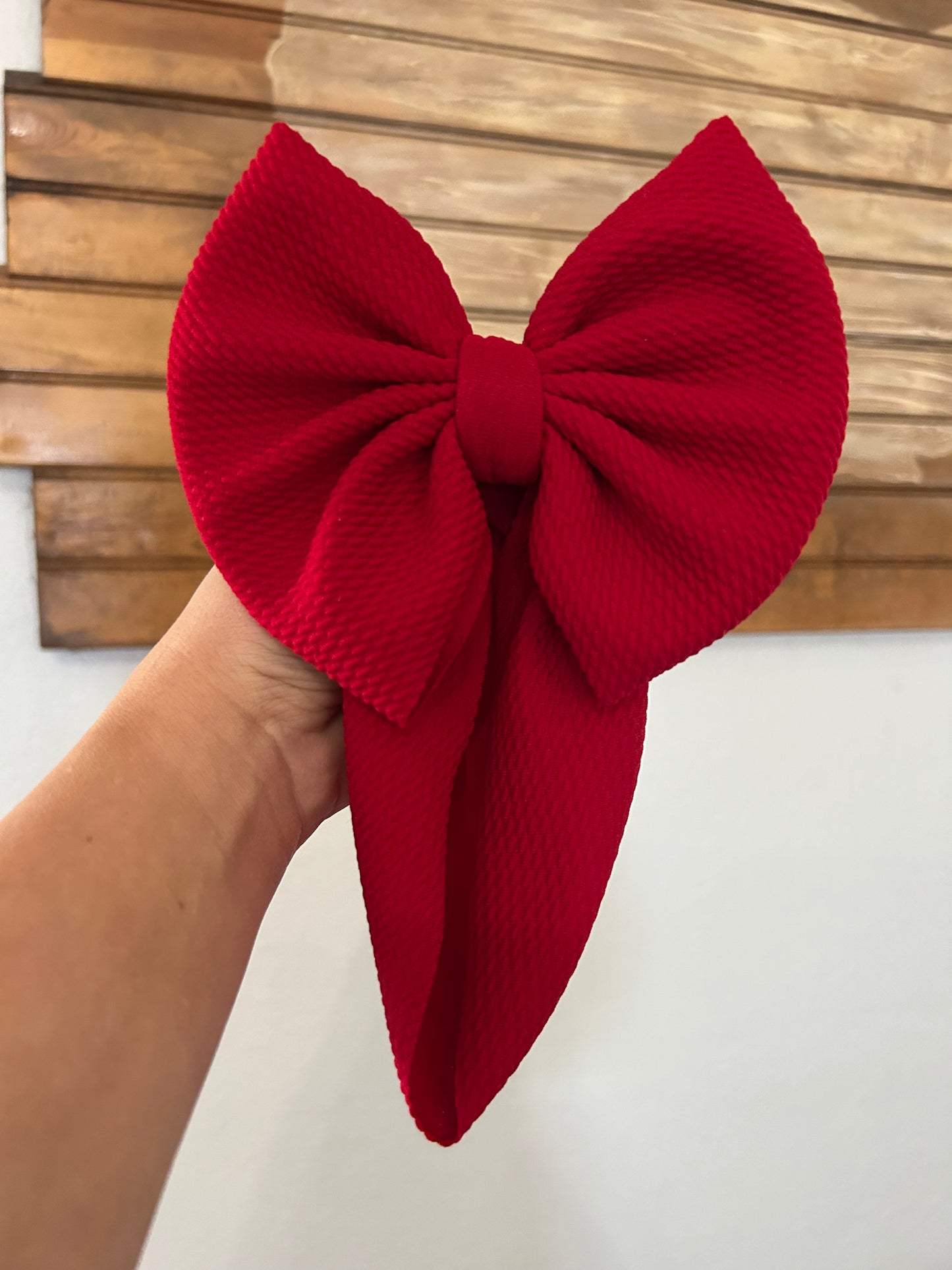 SOLID RED BOW