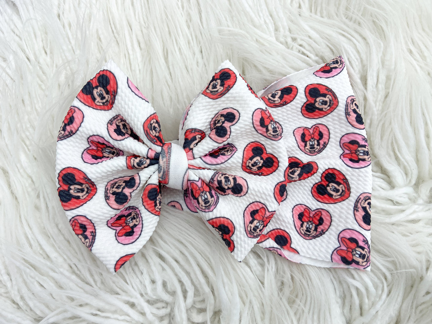 MOUSE LOVE BOW