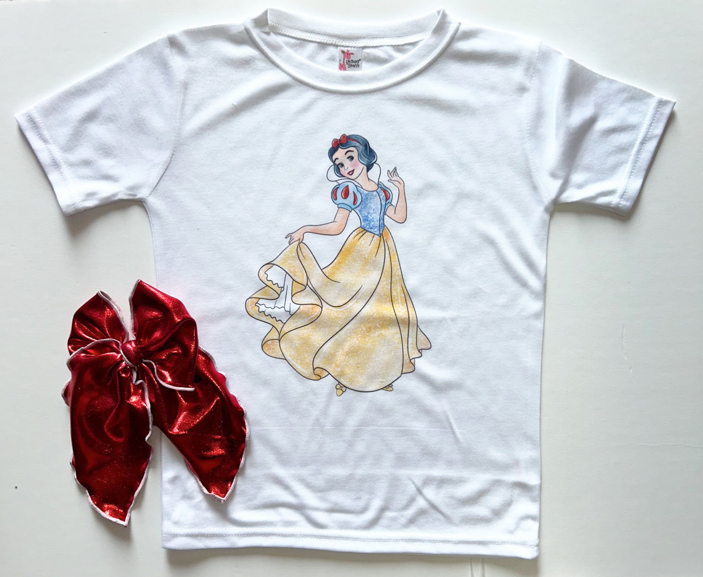 WATERCOLOR SNOW WHITE TEE