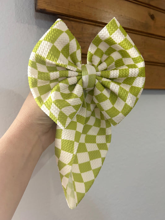 GROOVY CHECKERED LIME BOW