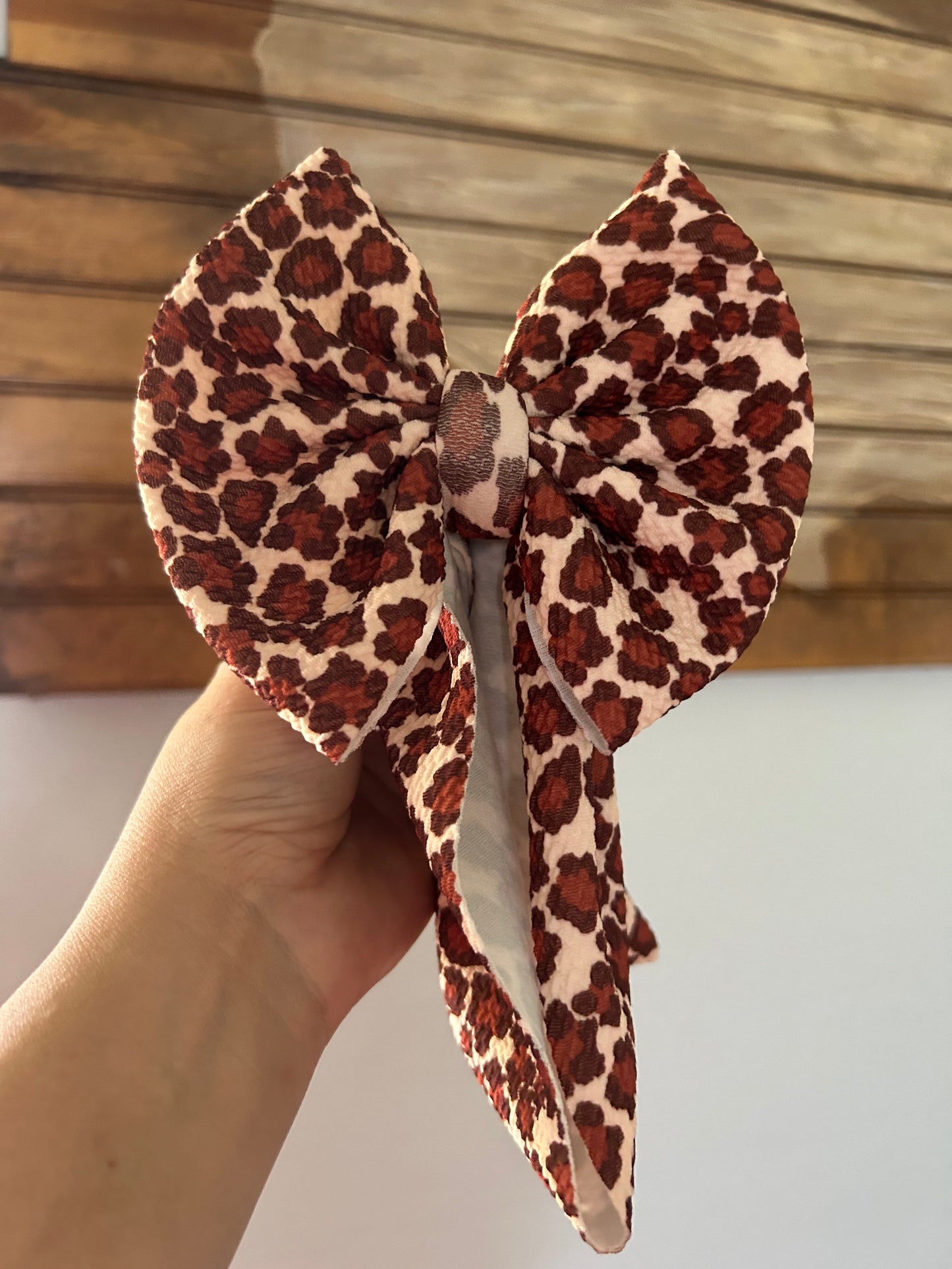 PERFECT LEOPARD - BOW