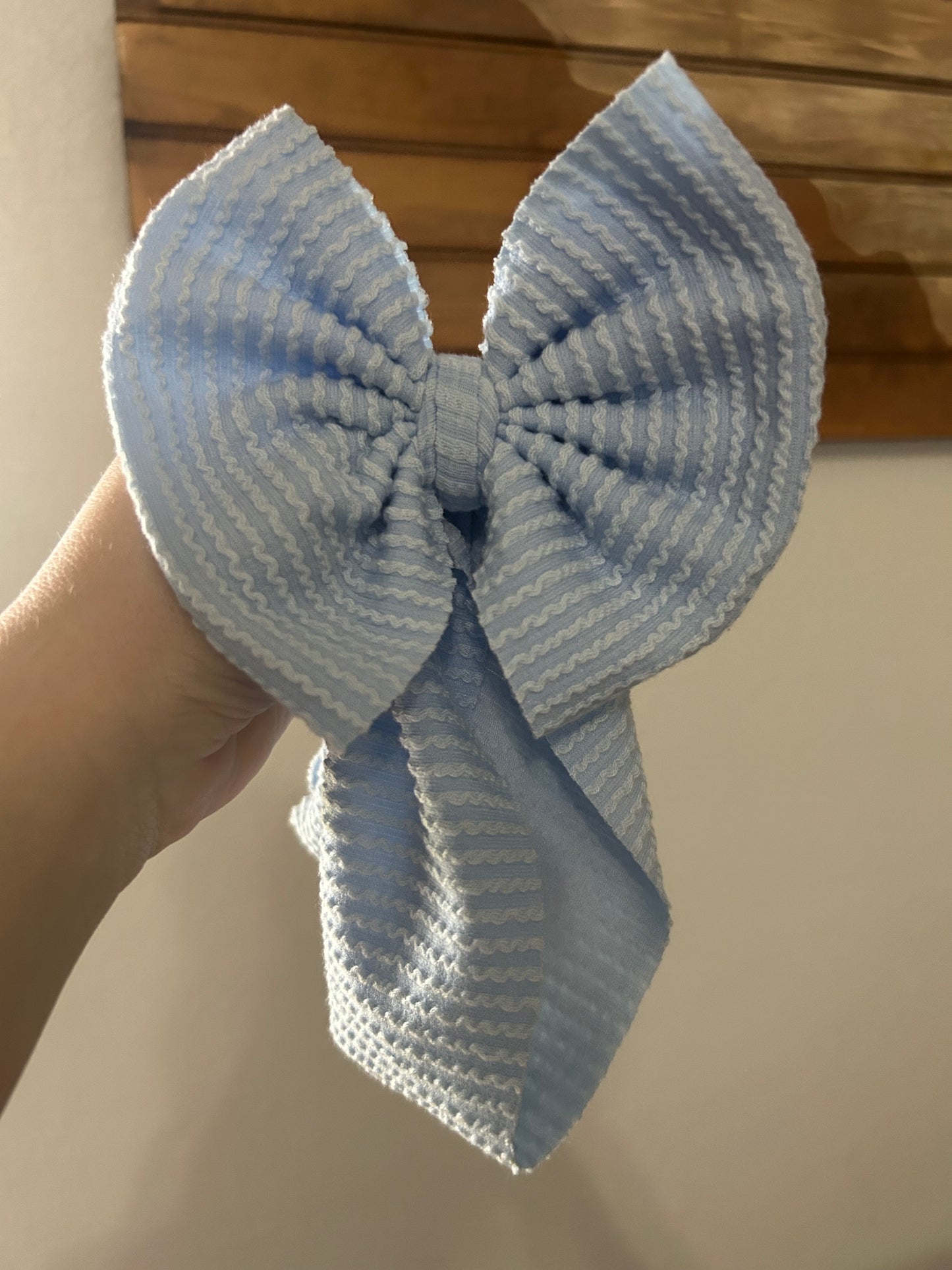 BABY BLUE RIBBED BOW