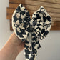 BLACK & WHITE BOWS