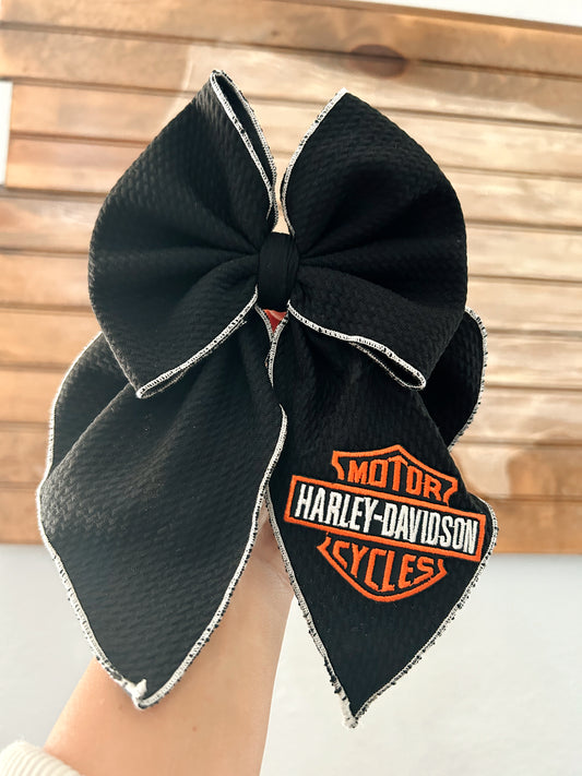 H A R L E Y SAILOR BOW