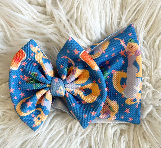 TANGLED BOW
