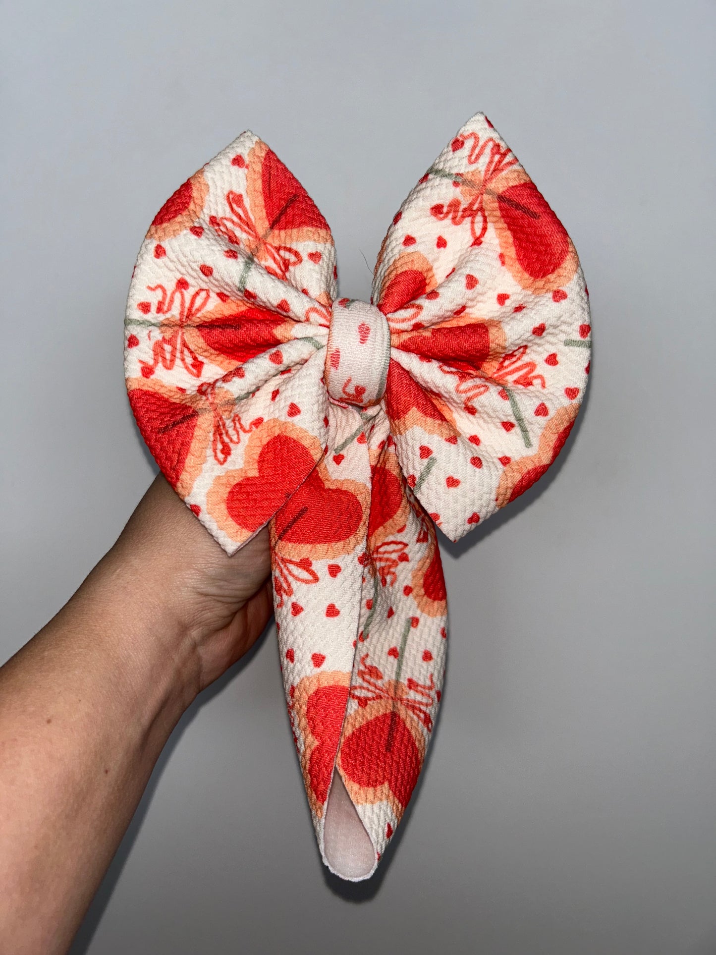 HEART SUCKERS BOW